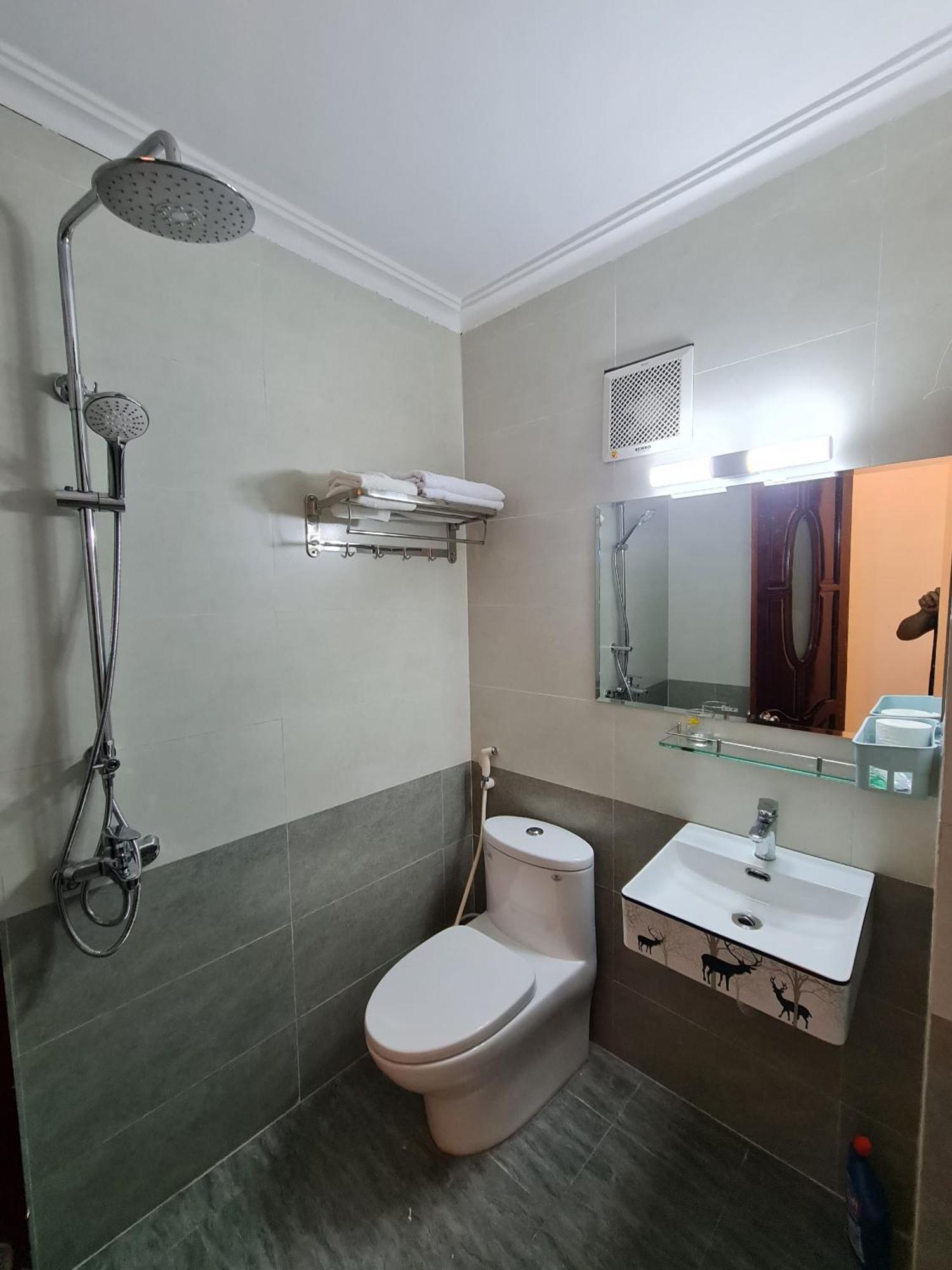 Sun Hotel Хюэ Экстерьер фото