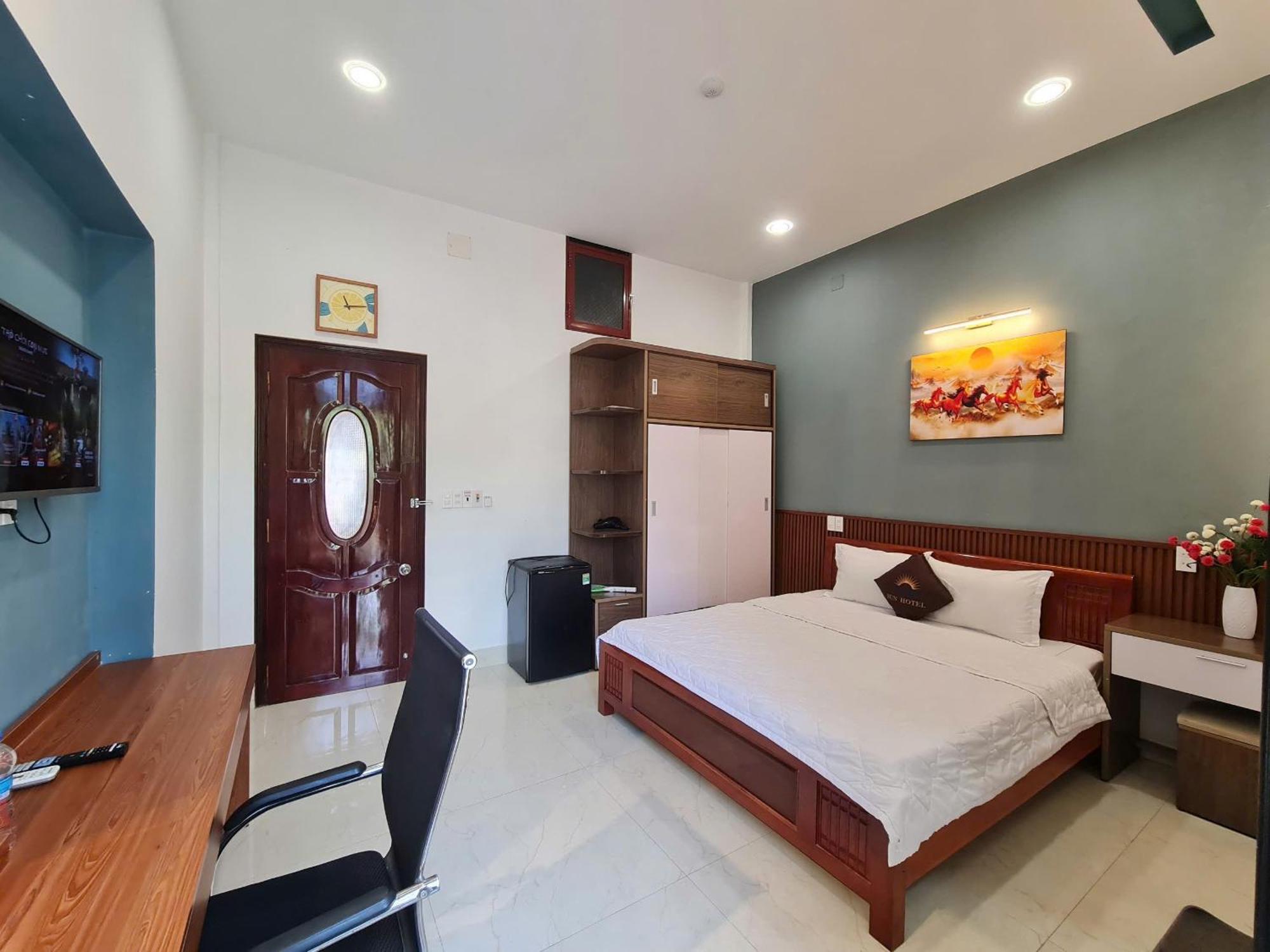 Sun Hotel Хюэ Экстерьер фото